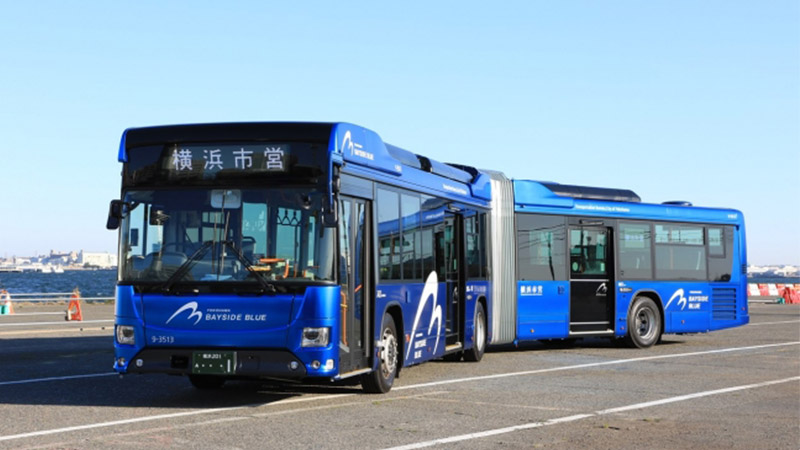 横浜ベイエリアの連節バス「ベイサイドブルー」7月23日より運行開始！
