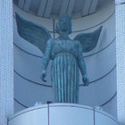 「ヨコハマグランドインターコンチネンタルホテル」の上部に女神像が建っている？ - はまれぽ.com 神奈川県の地域情報サイト
