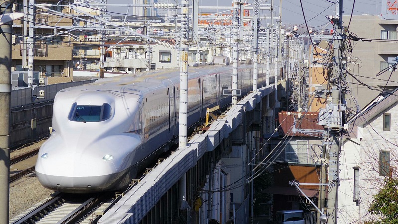 横浜・川崎市内で新幹線が安全にかっこよく見える場所