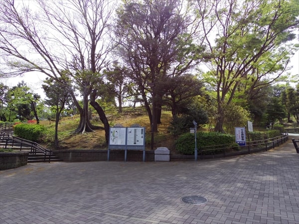 京急線戸部駅～日ノ出町駅間のトンネルのカーブ