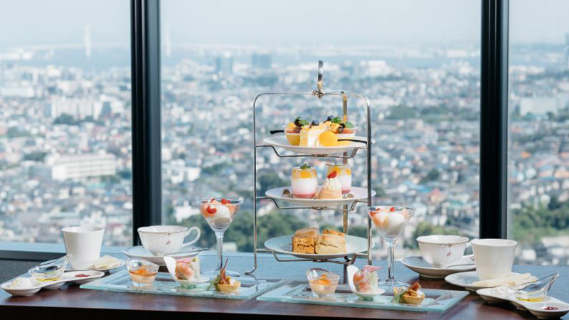 【新横浜プリンスホテル】ホテル最上階で優雅なアフタヌーンティー「Peach＆Mango Afternoon Tea」