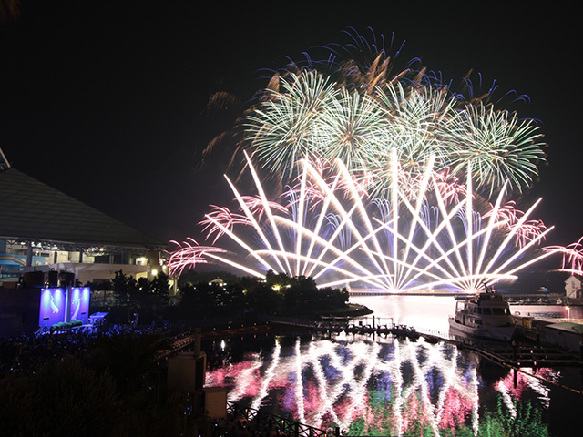 八景島シーパラダイス　花火シンフォニア –meets Sky Light Magic-