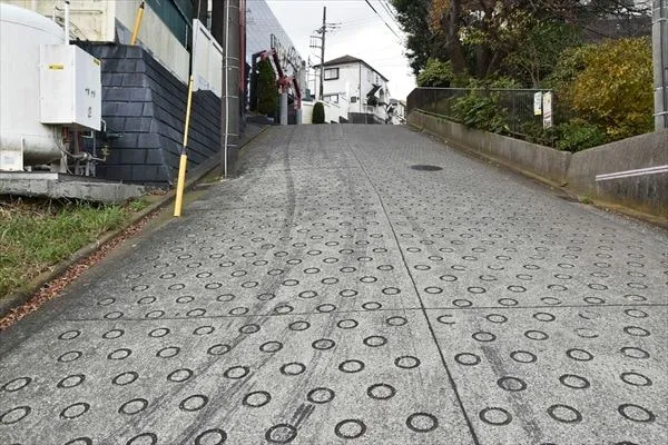 横浜で一番急な坂はどこ? 港北区日吉本町