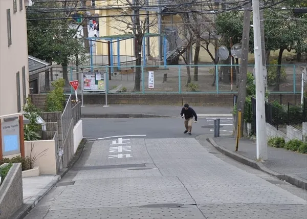 横浜で一番急な坂はどこ? 港北区日吉本町