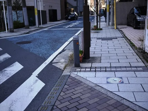日本橋から何km地点？　横浜市内の旧東海道にデザインプレート設置プロジェクトが進行中