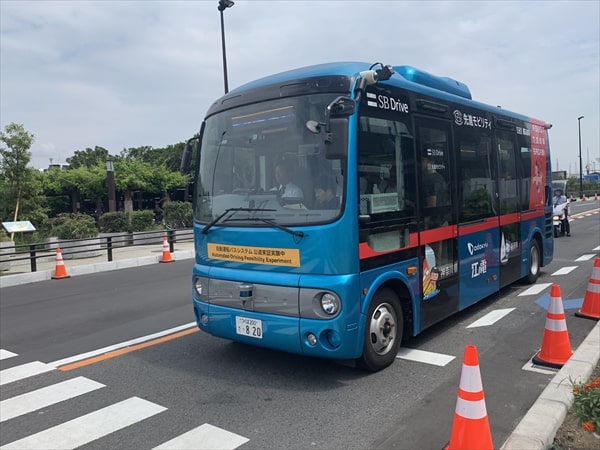 江の島の自動運転バスの実証実験