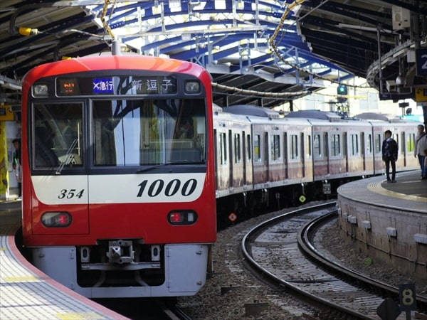 京急線戸部駅～日ノ出町駅間のトンネルのカーブ