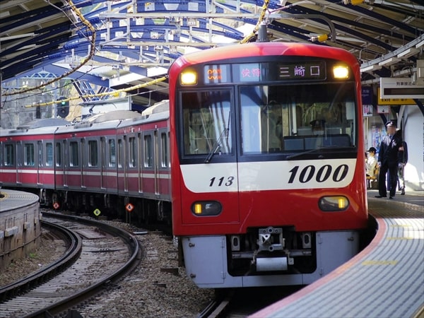 京急線戸部駅～日ノ出町駅間のトンネルのカーブ