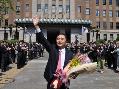 説明: C:\Users\chiba\Documents\[ 記事 ]\黒岩就任式\images\DSC_0022.jpg