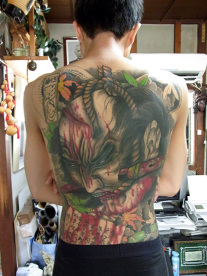 西区TATTOO STUDIOの「三代目 彫よし」とはどんな方？ - [はまれぽ.com